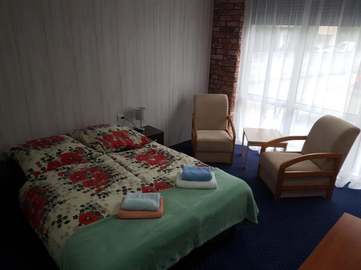 H-Odra Nowa Sol Hotel Екстериор снимка
