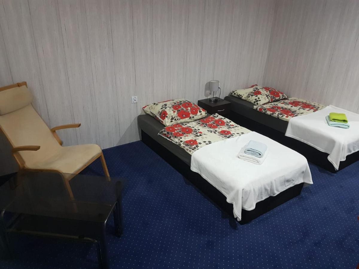 H-Odra Nowa Sol Hotel Екстериор снимка